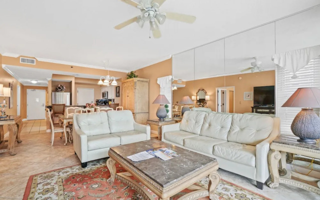 Tides at Top'sl Beach Resort by Panhandle Getaways