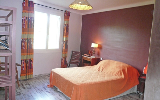 House With Private Swimming Pool Close to Narbonne