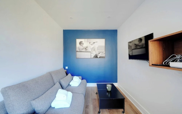 Comfortable 2P Studio - Gare du Nord / Paris 10th