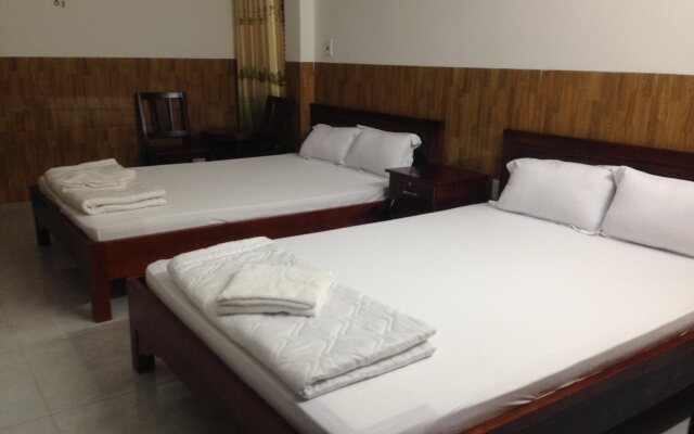 Anh Tan Hotel