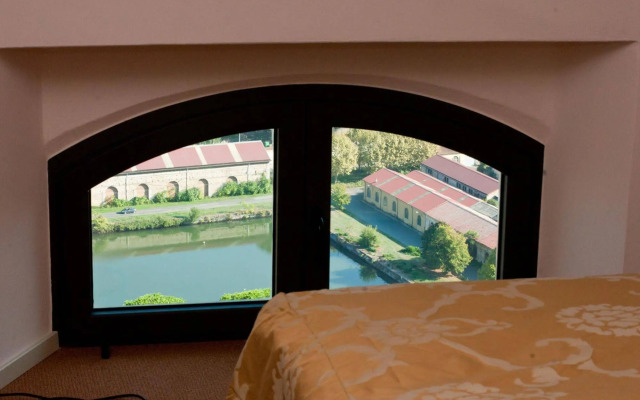 Miramare Apartments & Suites