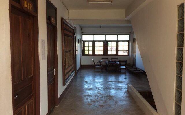 Thakhek Travel Lodge