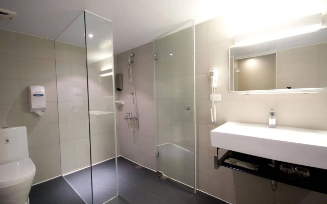 The Riverside Hotel Esthetics