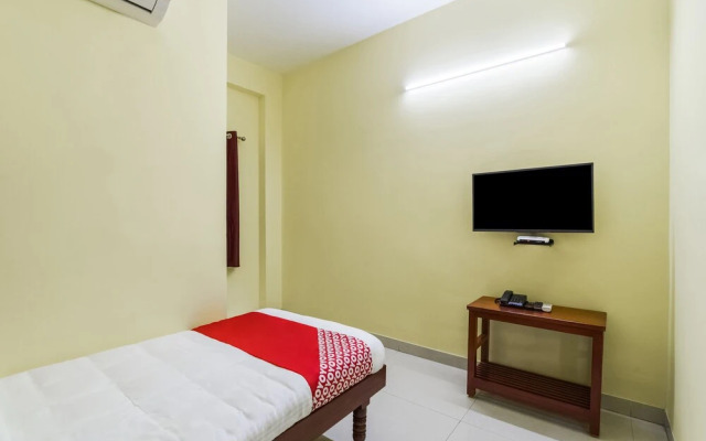 OYO 35753 Rk Residency