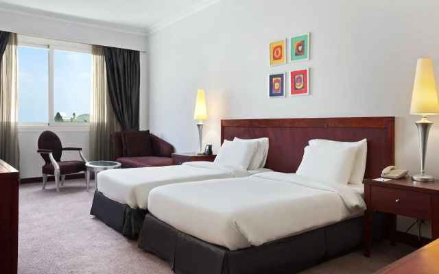 Hilton Alexandria Green Plaza