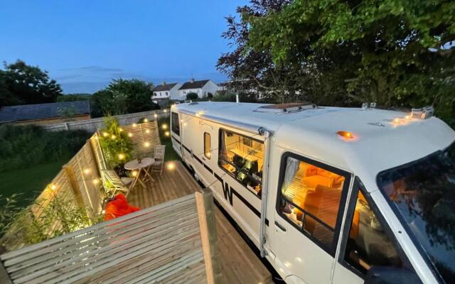 Vintage 1980s Winnebago