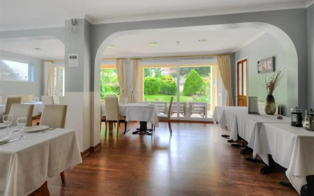 The Orchard Country House