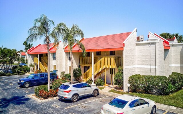 Runaway Bay Resort by BBG