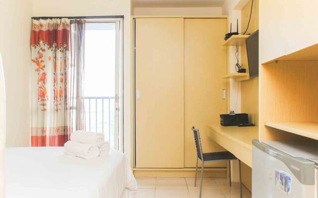 Homey And Comfort Studio At Tifolia Apartment