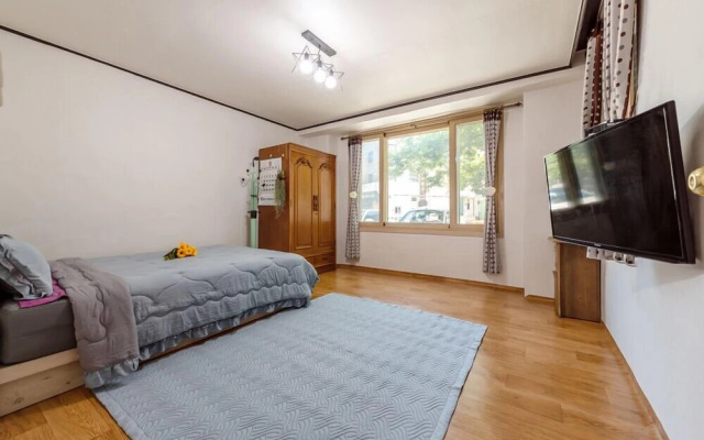 Persimmon Tree Pension