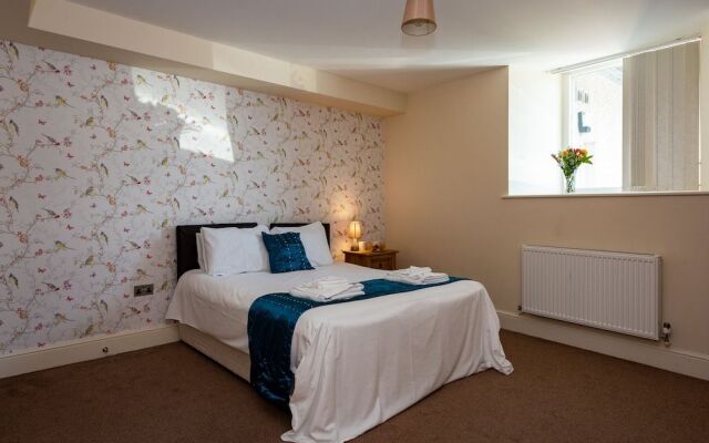 Waterview Deluxe Apartments