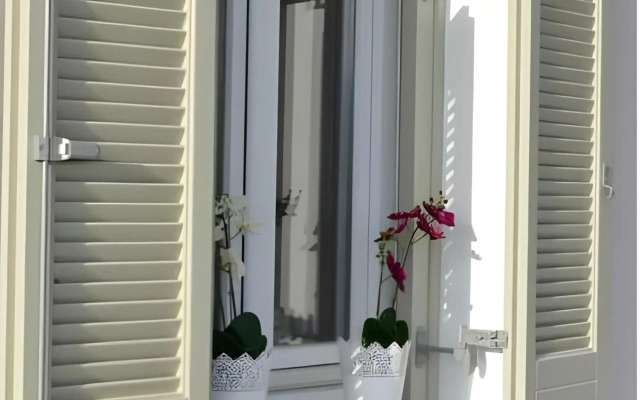 Romanza Studios