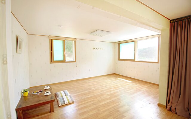 Yangju Grace Valley Pension