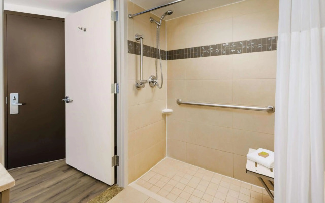Sleep Inn & Suites Buffalo Airport