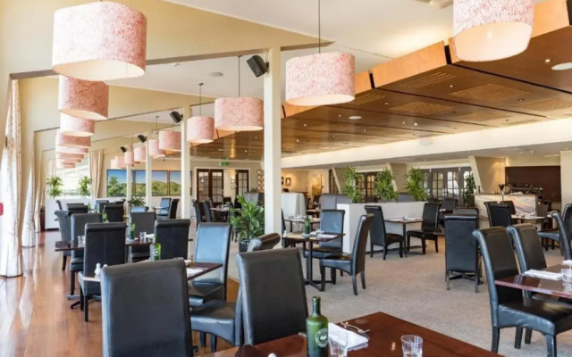 Copthorne Resort Solway Park