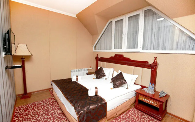Khudjand De Luxe