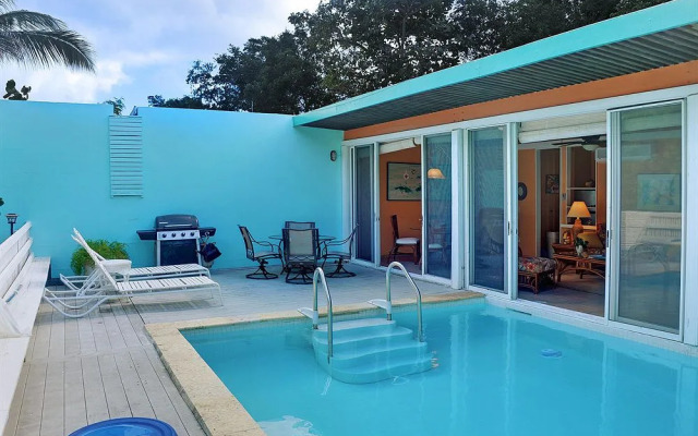 Pavilions and Pools Villa Hotel