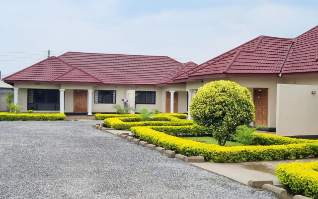 Mwaiseni Maisonettes apartments