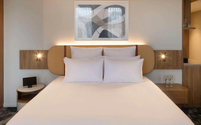 Pullman Sydney Penrith – Guest Rooms – Sydney