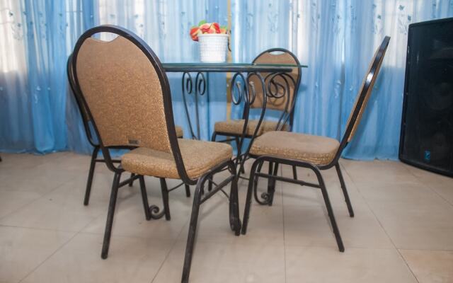 D Jos Hotel