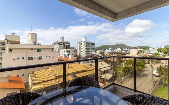 Belo apto pé na areia em Bombinhas CSD301