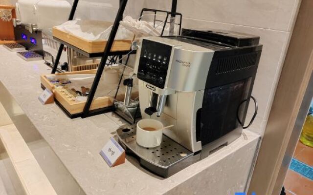 Shanghai Yucheng Hotel (Longdong Avenue Branch, Zhangjiang Park)