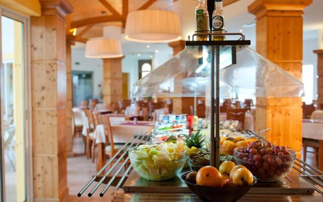 Luz Bay Hotel