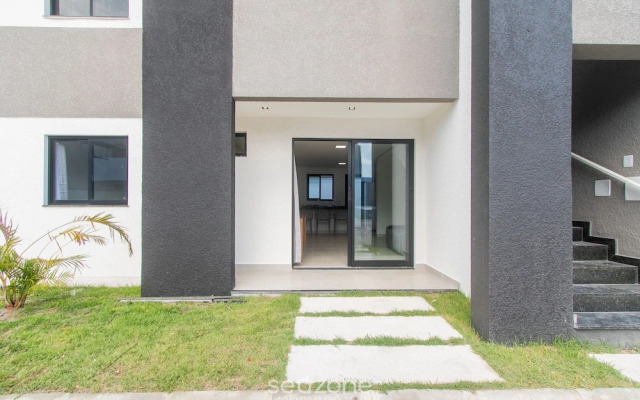 Apartments With Swimming Pool 700m From Taperapuan Beach Nvm0009