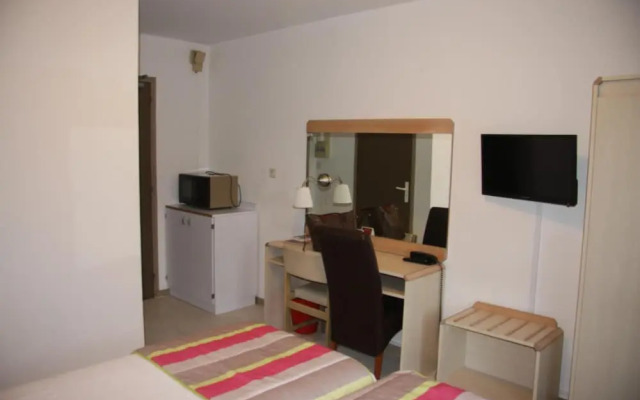 Brit Hotel Cherbourg Octeville