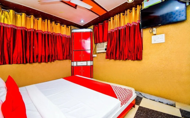 Gaur Guest House by OYO Rooms