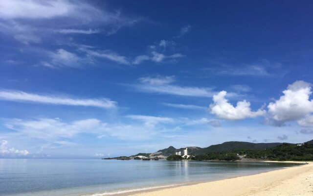Hotel Yanbarunia