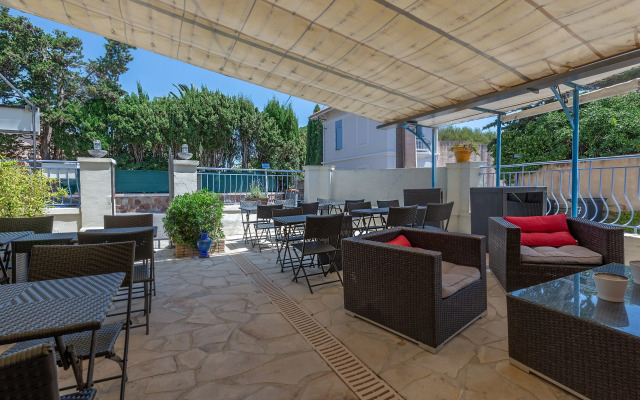 Escale au soleil Hôtel et Appartement