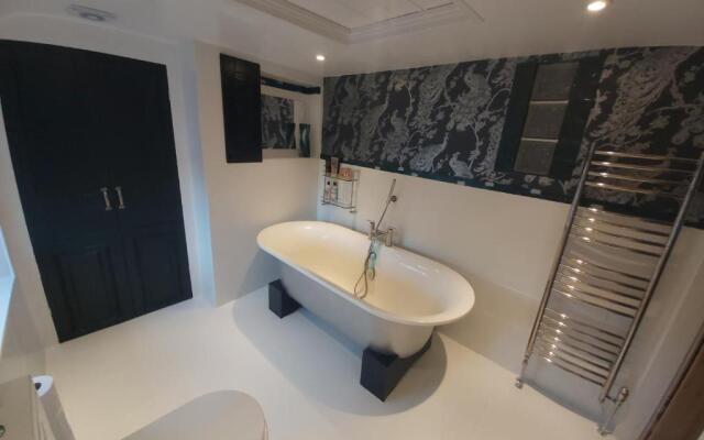 Castlebrook Country House luxury holiday let