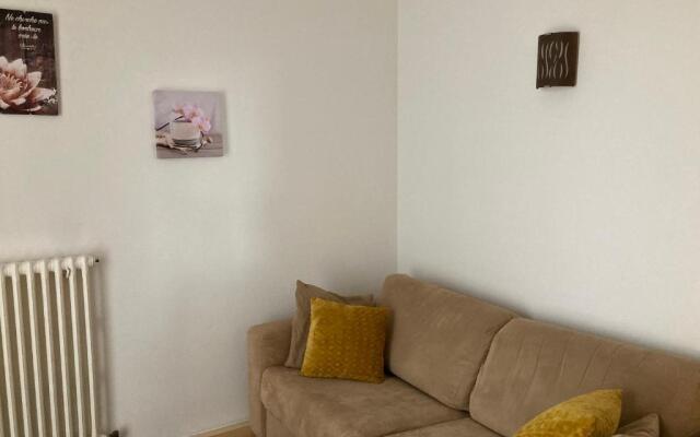 Appart Aux deux Colombes avec Balcon et Garage