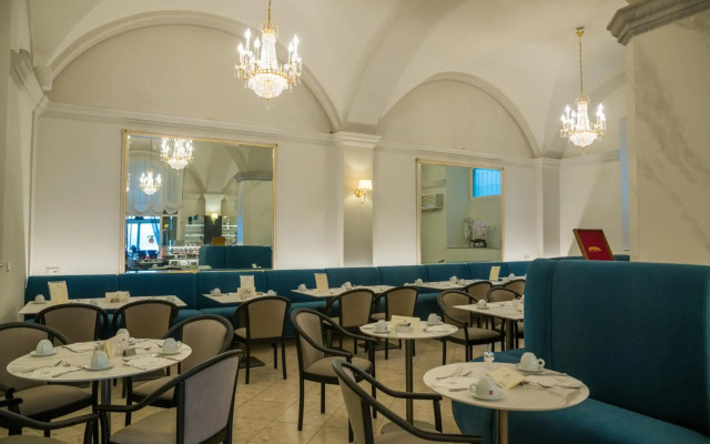 Hotel Royal Victoria - by R Collection Hotels