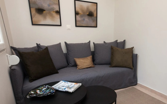 The Kipseli Suite Sophisticated Cozy apt