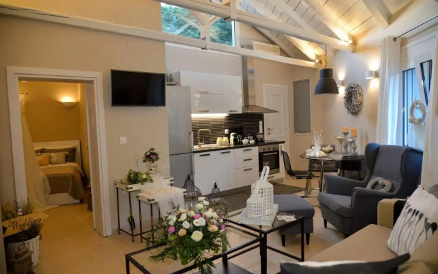 Meni Sweet Luxury Home