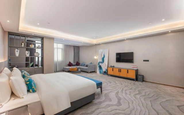 Zenith International Hotel