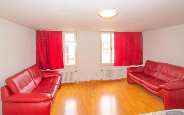 Sunny Day Holiday Apartment