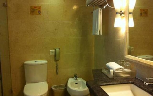 Heizee Hotel