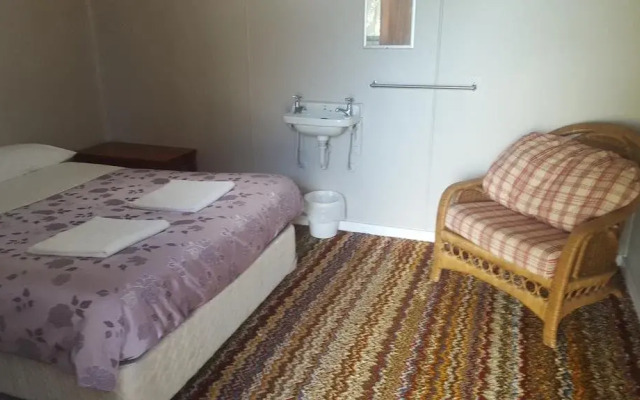 Tingle All Over Budget Accommodation