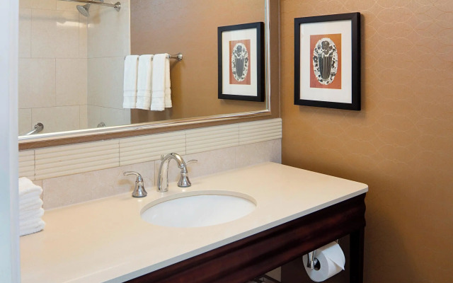 Sheraton Cavalier Calgary Hotel