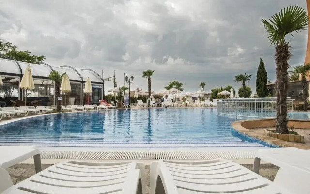 Fiesta M Hotel