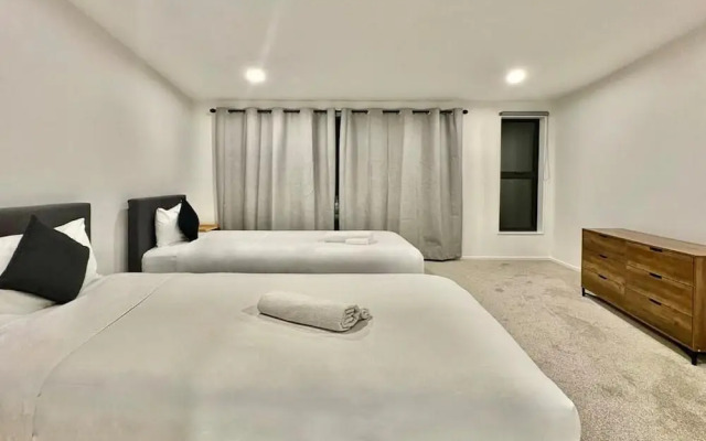 Luxury Living in a New Terrace House