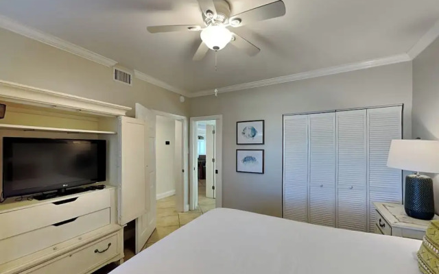 Shipwatch Surf & Yacht #301d