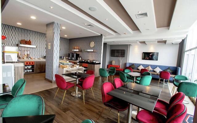 Hampton by Hilton Lima San Isidro