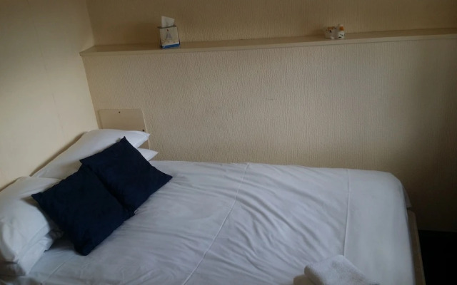 The Bell Country Inn