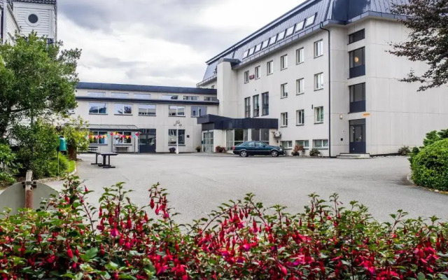 Solborg Folkehogskole Hostel