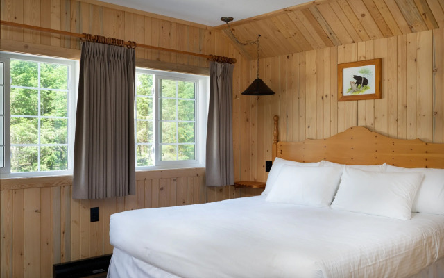 Pine Bungalows