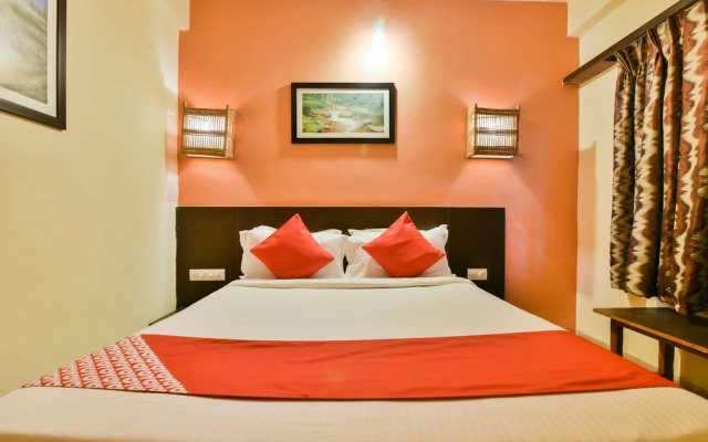OYO 2333 Aananda Hotel